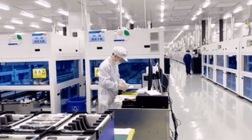 正泰新能源數字化車間產能強勁復蘇，互聯網數據服務賦能制造新高度
